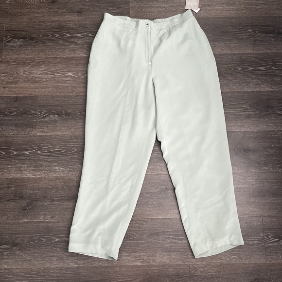 Liz Claiborne Pants - Liz Claiborne NWT Vintage 100% Silk Green Pants Sz 18 Quiet Luxury Minimalist